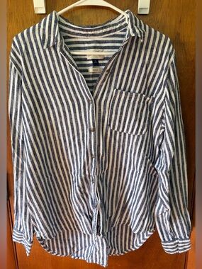 Universal Thread Relaxed Button Down Shirt